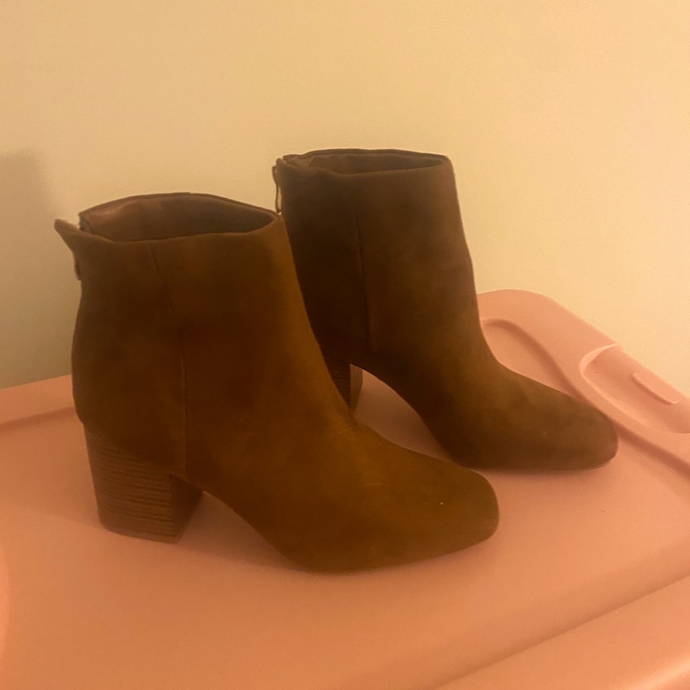 Brown boots